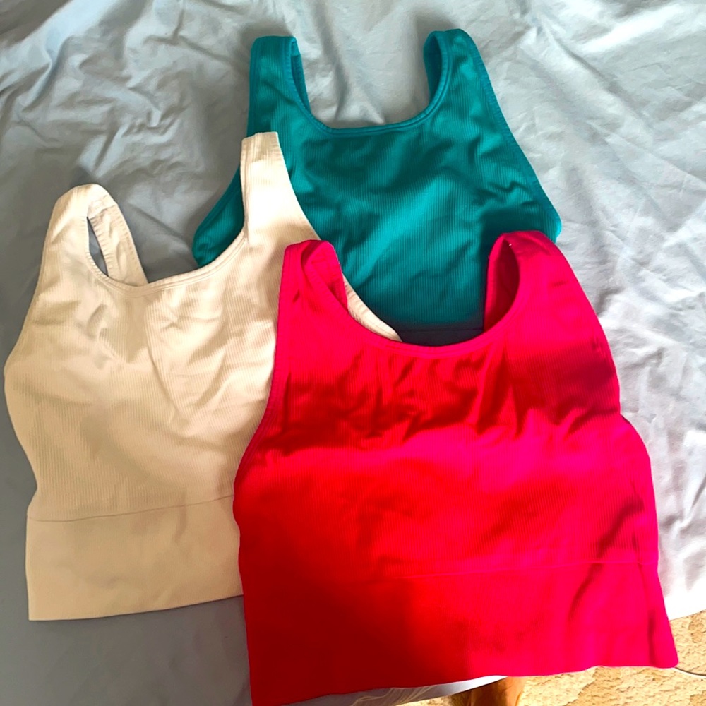 3 pack of Victoria secret sports bra/ crop tops
